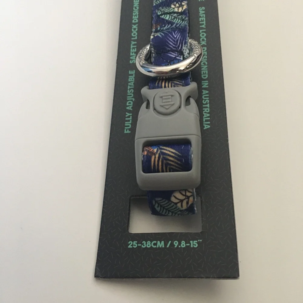 NEW (S) FuzzYard Dog Collar Blue Floral Print for Small Size Dogs Adjustable